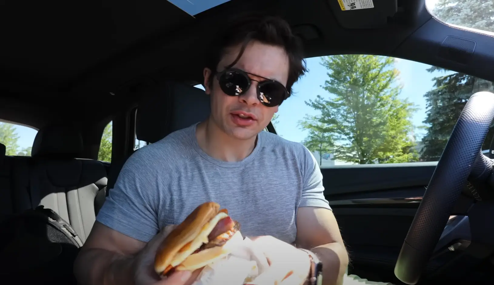 He hit an intake of 8,000 calories each day (Youtube/Will Tennyson)