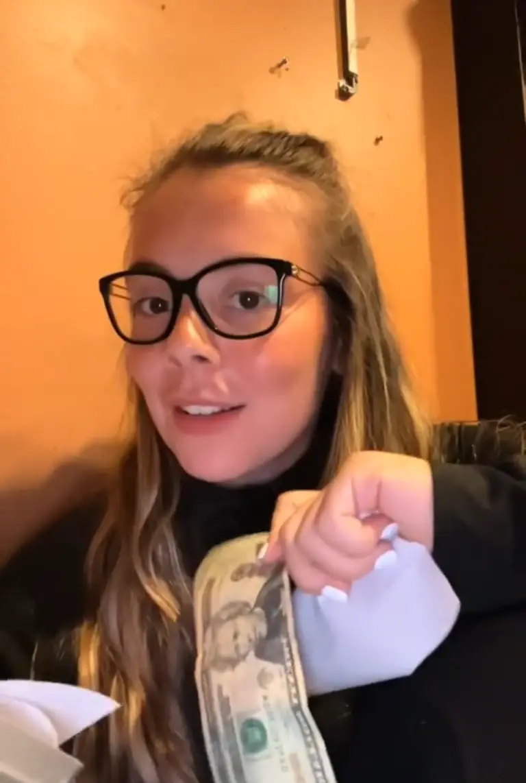 Megan clarified that she wasn't 'ungrateful' for her tips during the video (TikTok/megangulyard)