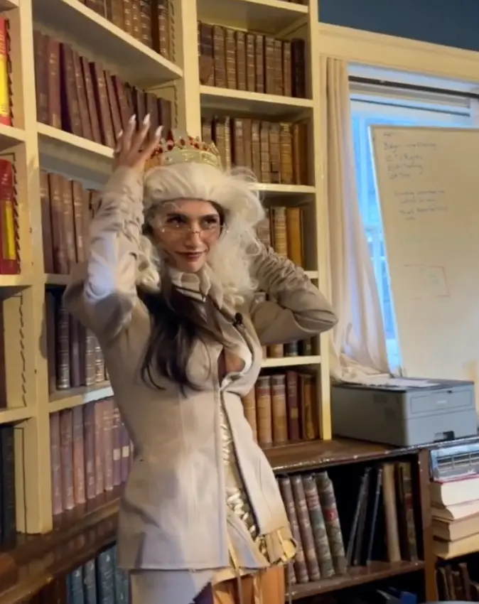 Some people were critical of her outfit choice.