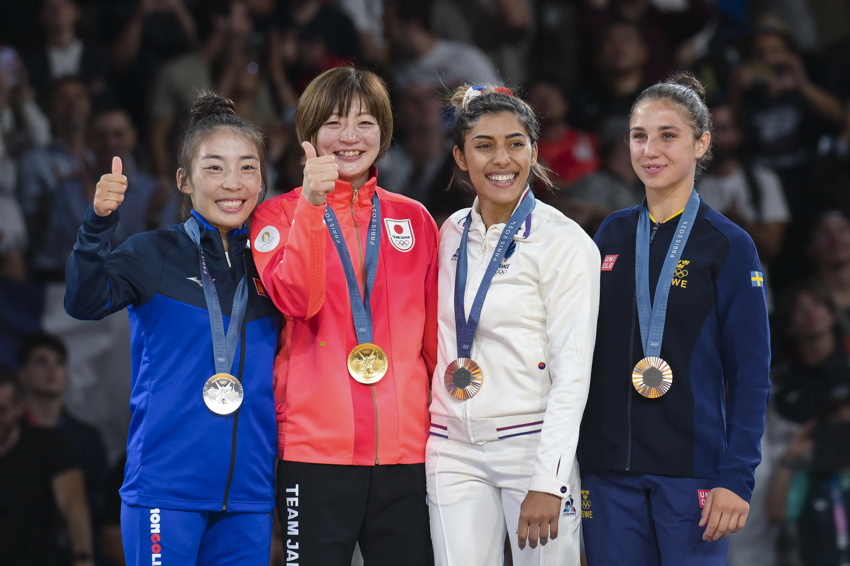 Two bronze medals handed out in the 48kg weight class. (Mehmet Murat Onel/Anadolu via Getty Images)