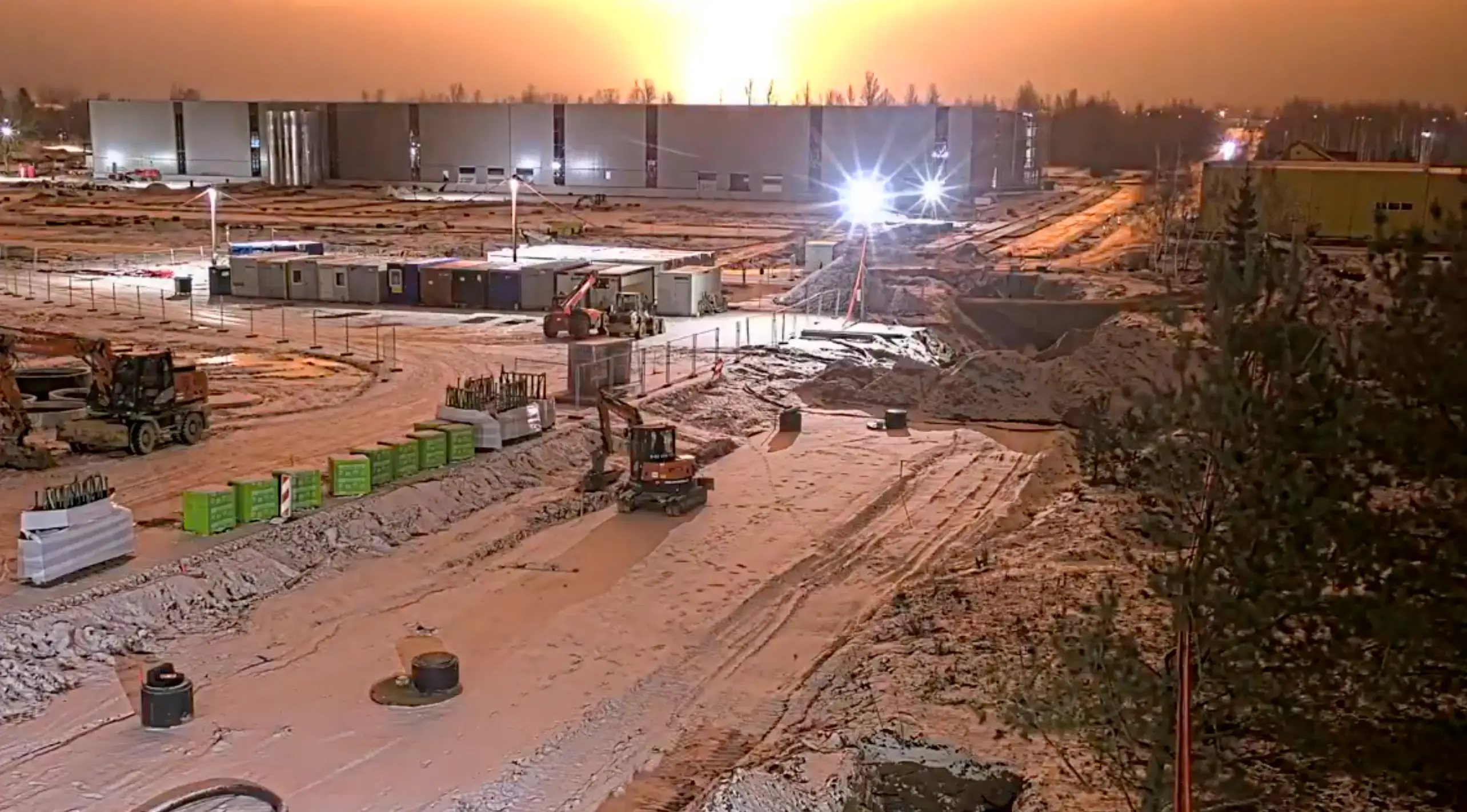 Only one onboard died, with those in the residential building uninjured (X)