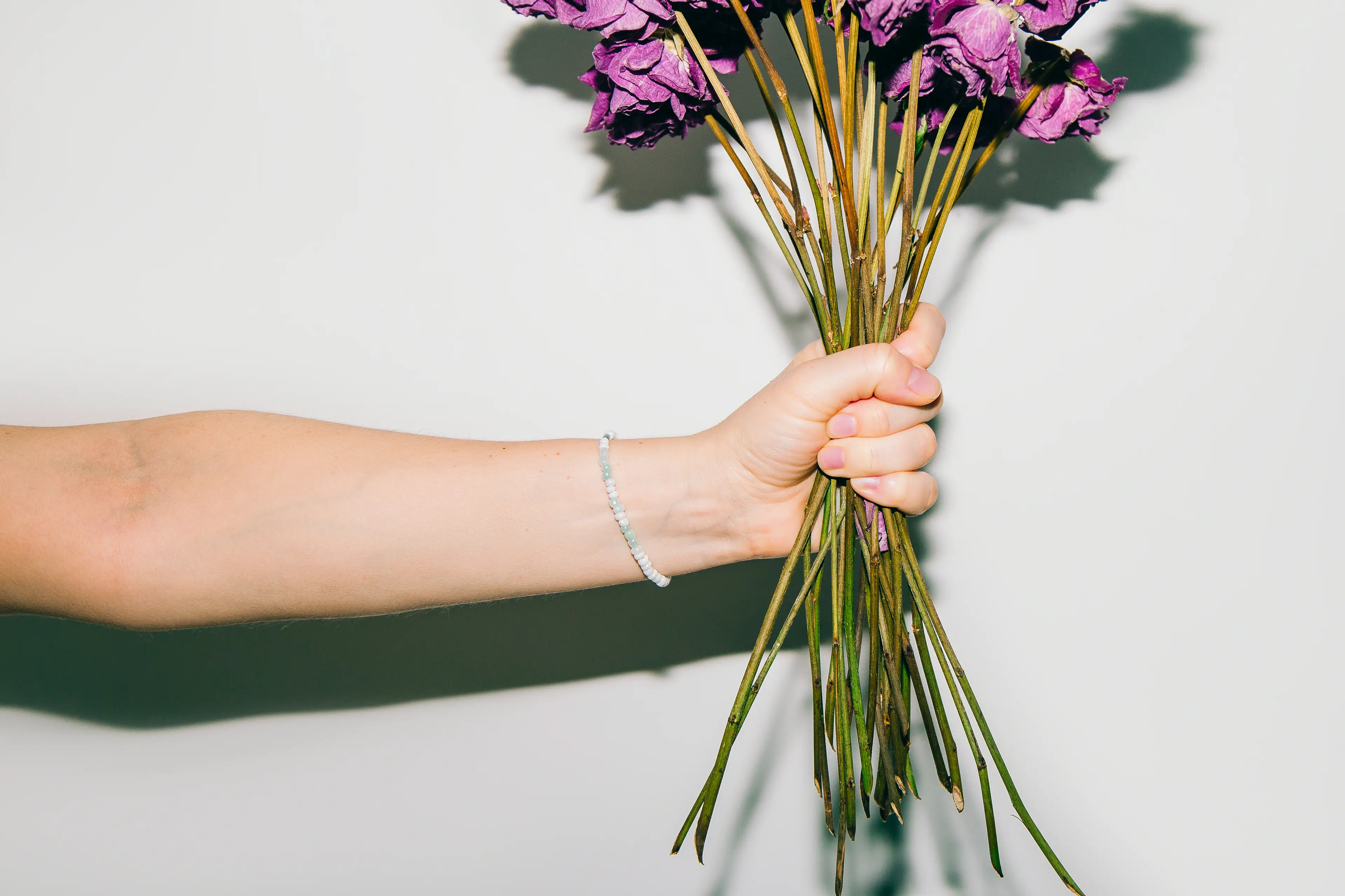 Some blokes are holding on a little too tightly. (Getty Stock Images)