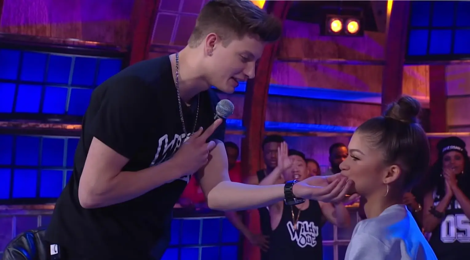 Rife awkwardly grabbed Zendaya's face while shooting his shot on the MTV show.