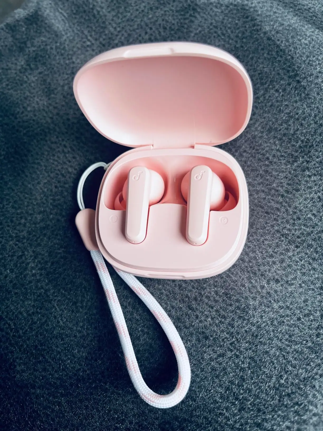 The earbuds have been hailed 'better than Apple AirPods' by customers (Amazon reviews) 