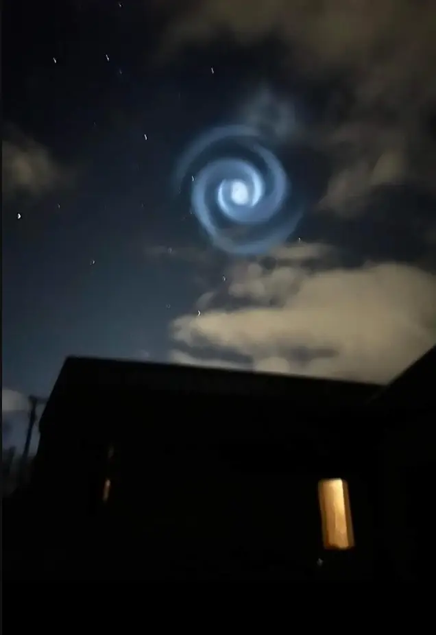 Colour me confused (X/@ClareRehill)