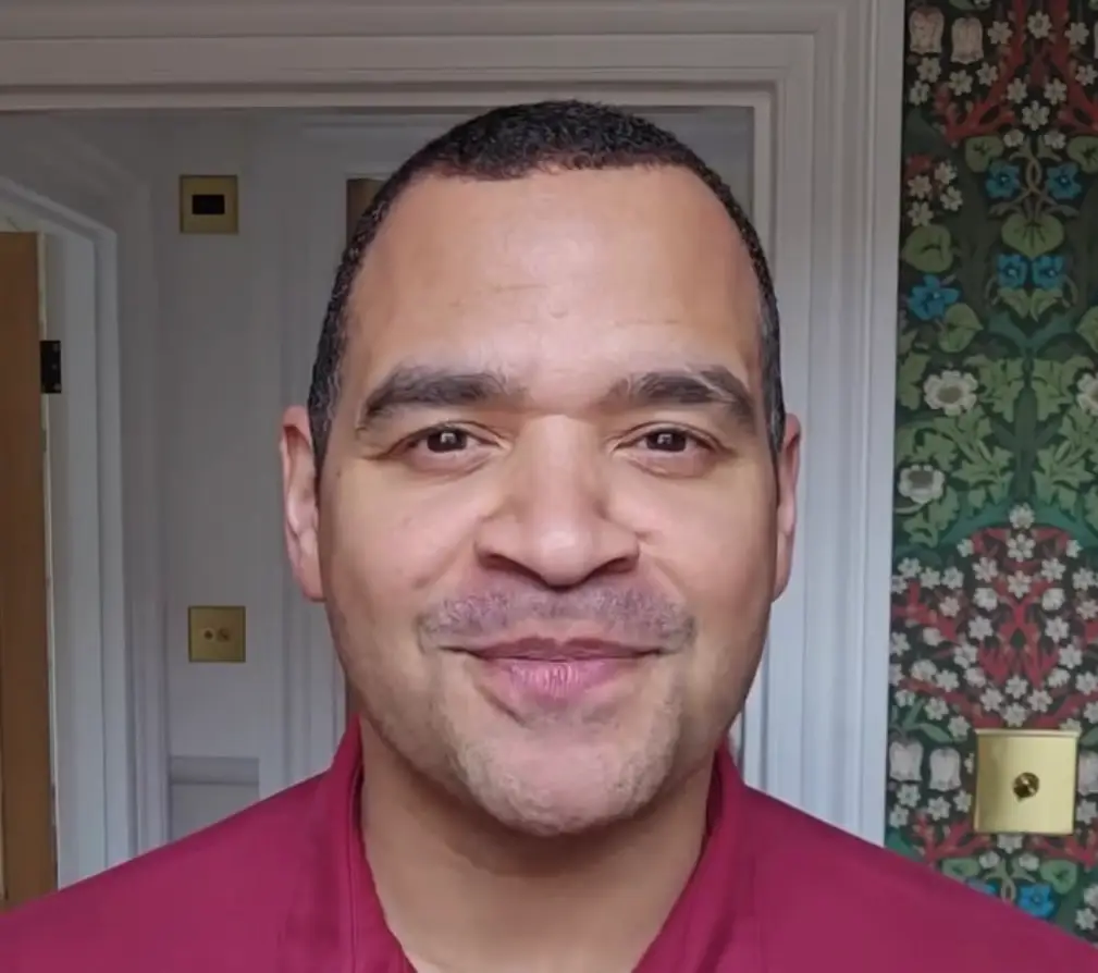 The kids TV legend switched careers when 'the phone stopped ringing' (Instagram/@michaelunderwoodteach)