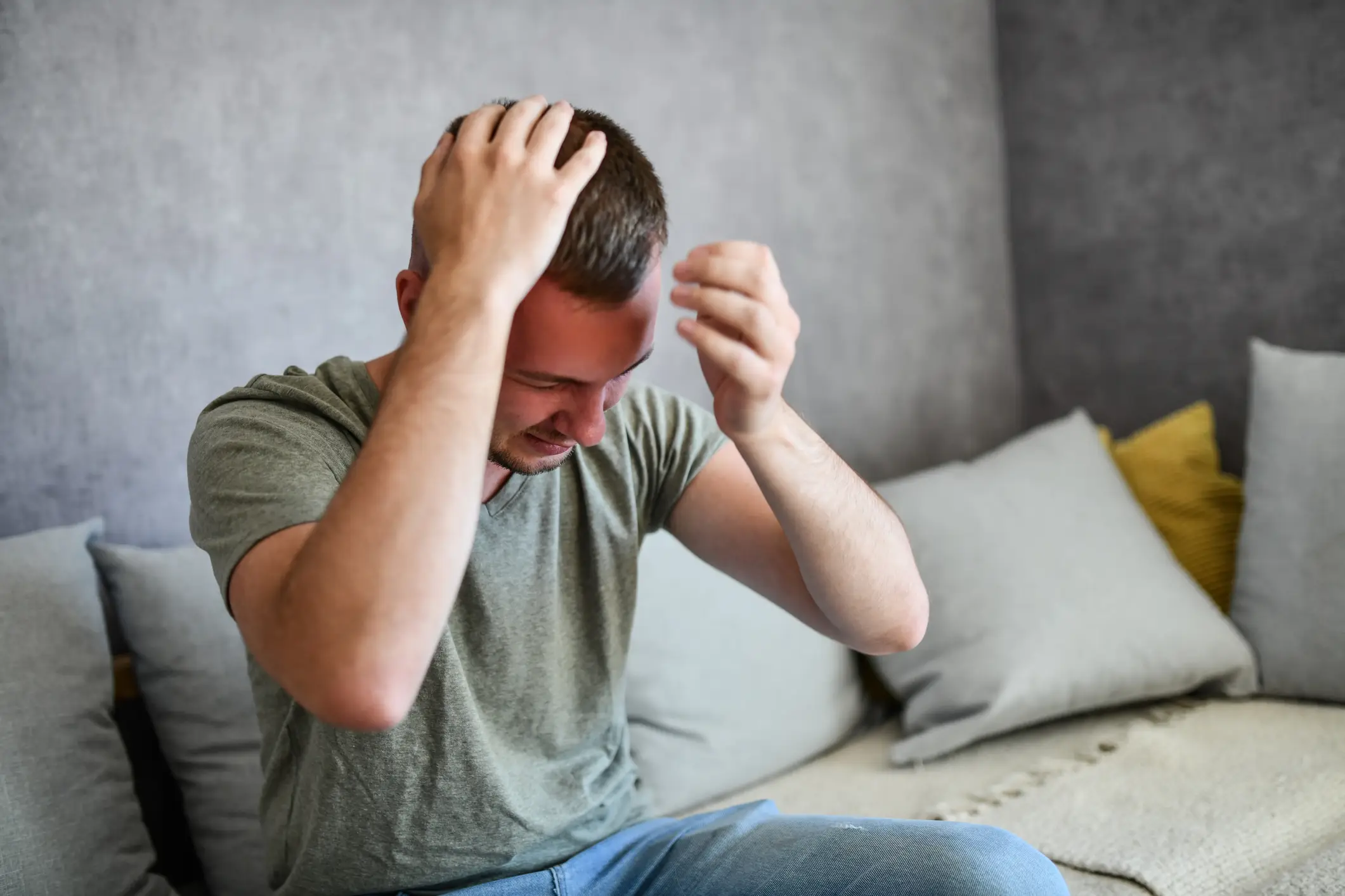 An itchy scalp is a symptom of ringworm (Getty Stock Photo)
