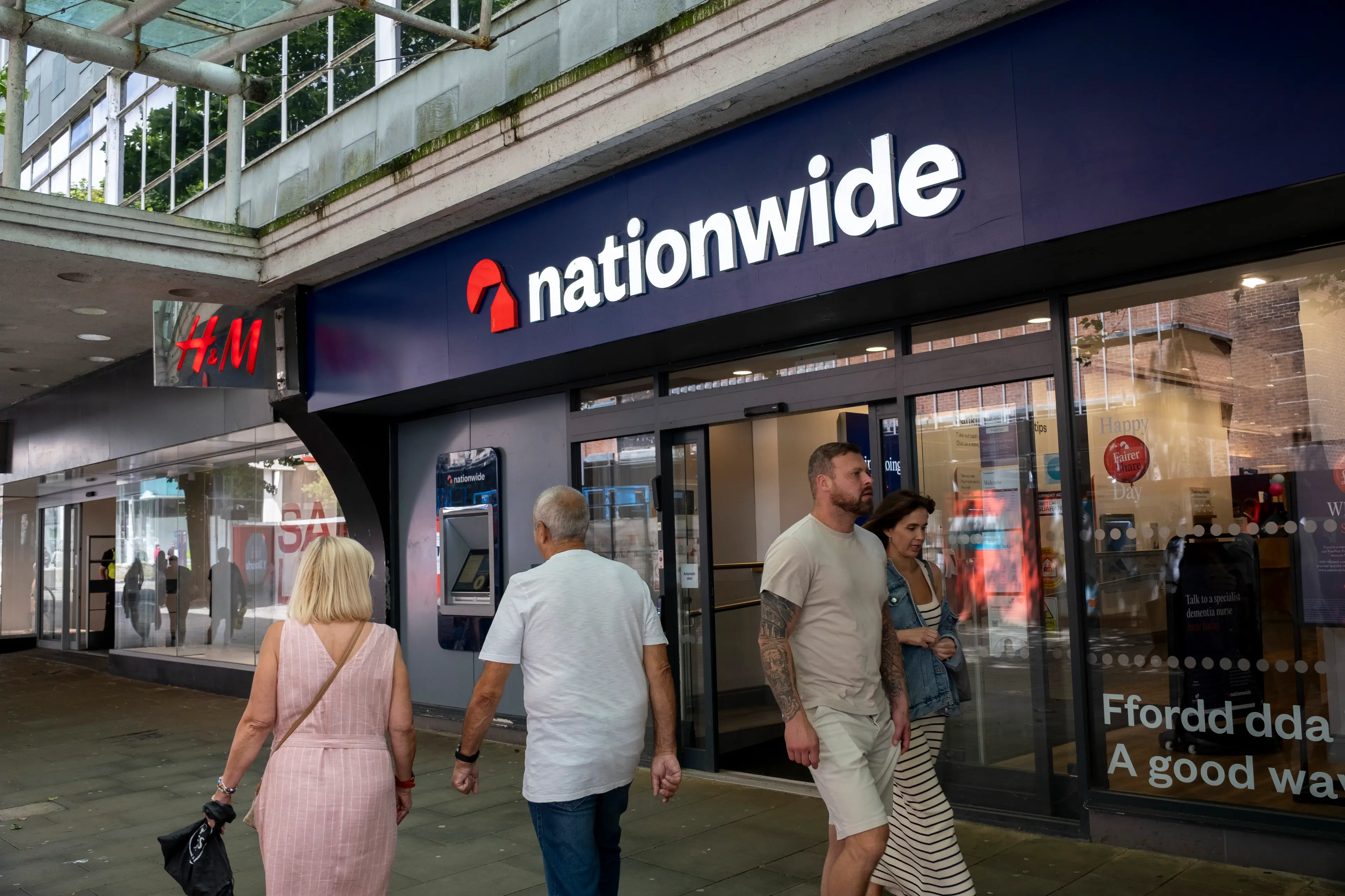 Nationwide is offering free cash for bank switches (Mike Kemp/In Pictures via Getty Images)
