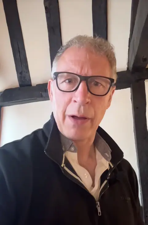 Mark Williams-Thomas has shared his thoughts on Price's 'missing' husband (TikTok/@mwilliamsthomas)