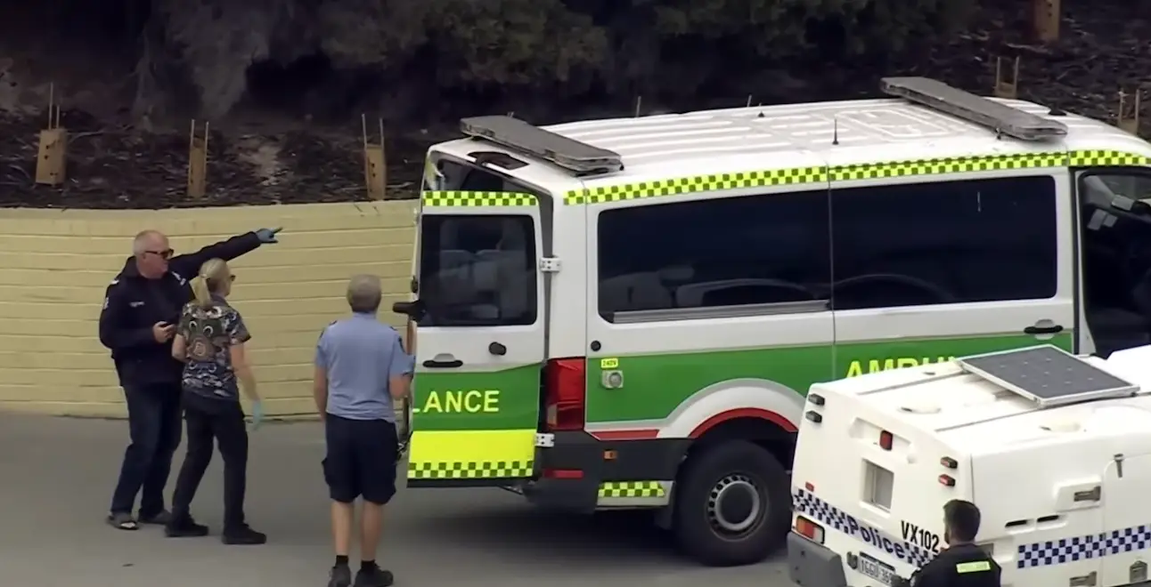 The diver was rushed to hospital (9 News)