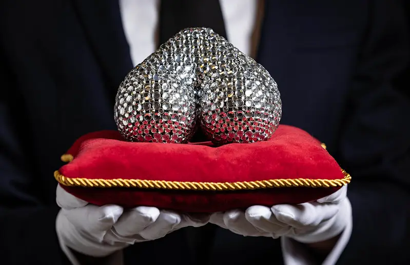 It's vital to keep checking your own balls (Oddballs)