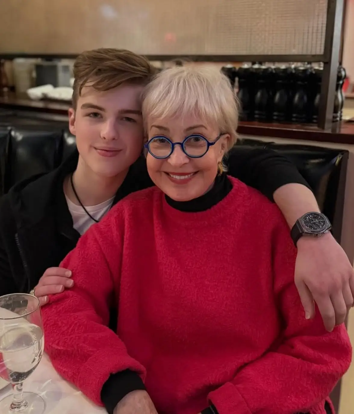 His on-screen grandmother Annie Potts shared an honest review of what working alongside him was like (Instagram/@iain)