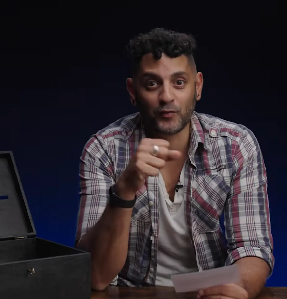 Dr Mark Perera offered up a potential explanation (LADbible)