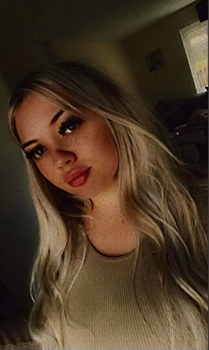 Caitlin is now scared to return home with her son.