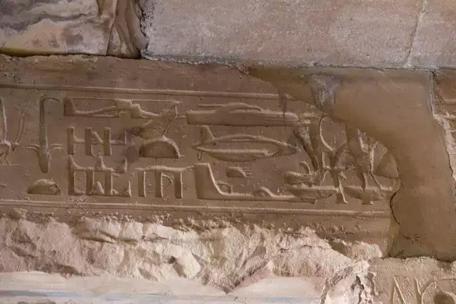 How would you pronounce 'thingy-thingy-bird-fish' in the proper Ancient Egyptian?