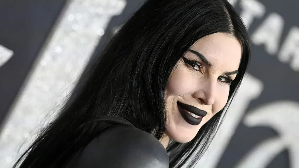 Kat Von D covered herself in black ink after first-of-its-kind lawsuit