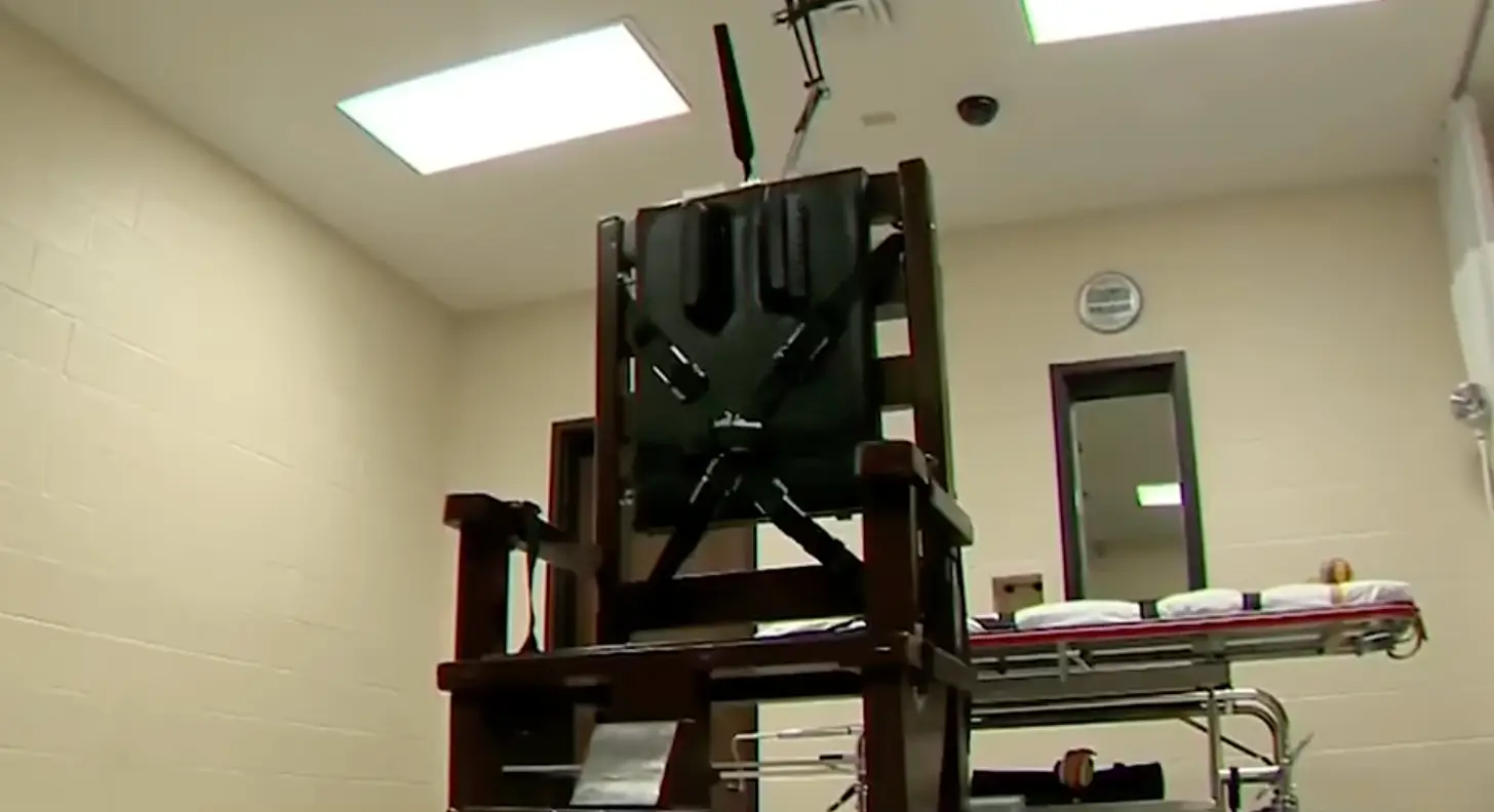 The Tennessee death row inmate is still alive after two rounds of lethal injection drugs (KOCO 5)