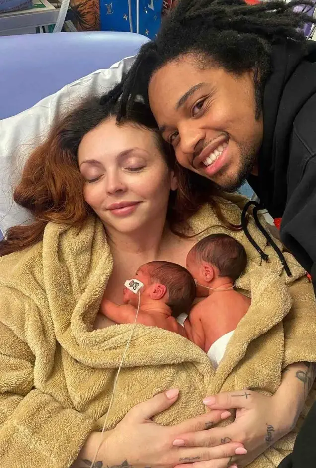 The mum gave birth to her daughters in May last year (Instagram/@jesynelson)