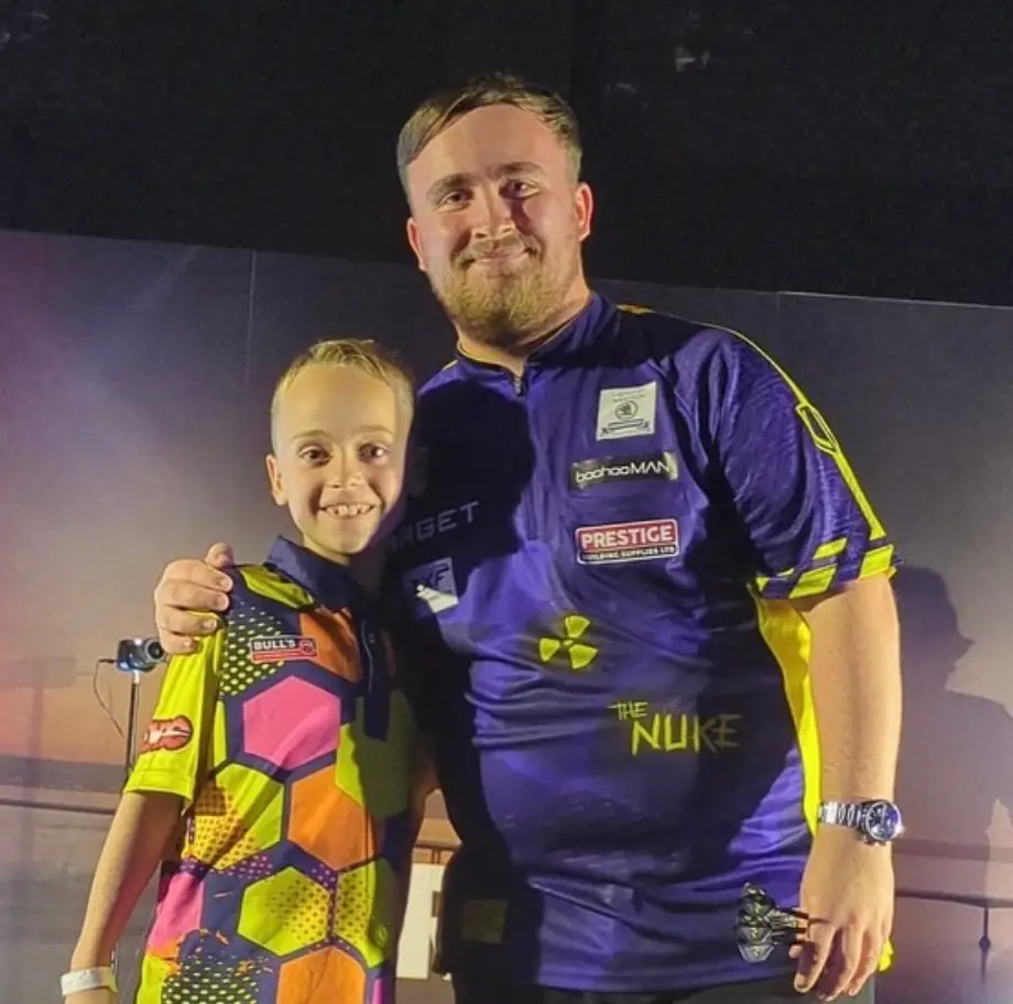 Go on lad! (lukethenukelittler/Instagram)