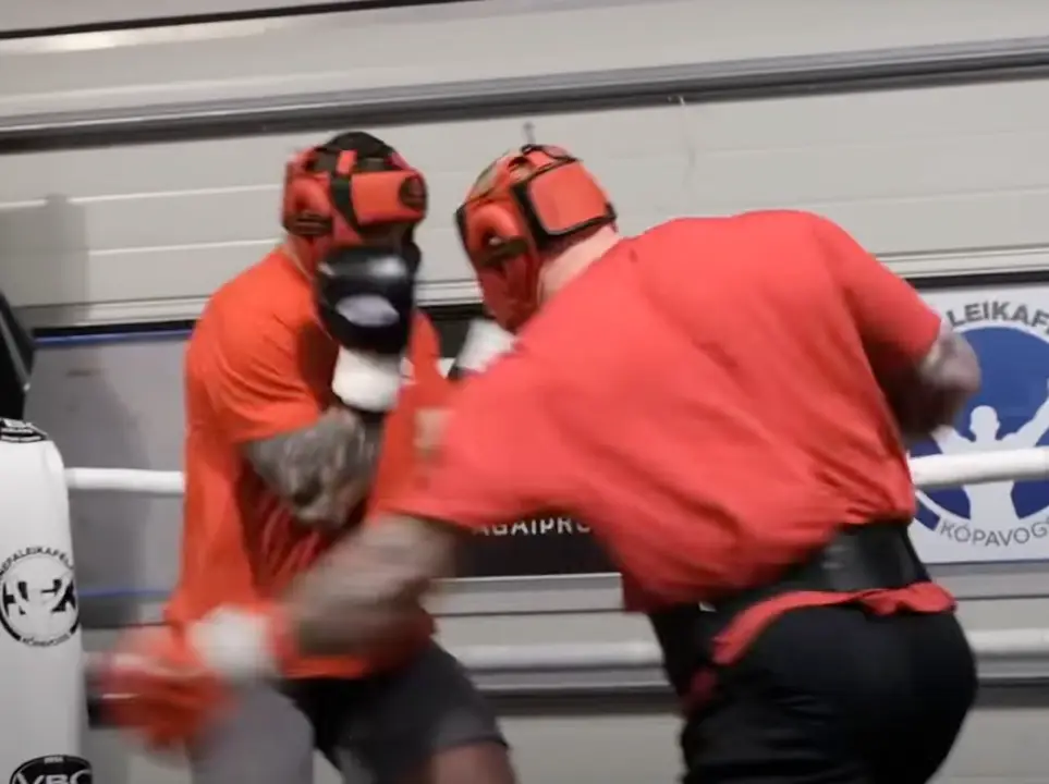 Fans have been impressed by Thor's progress.