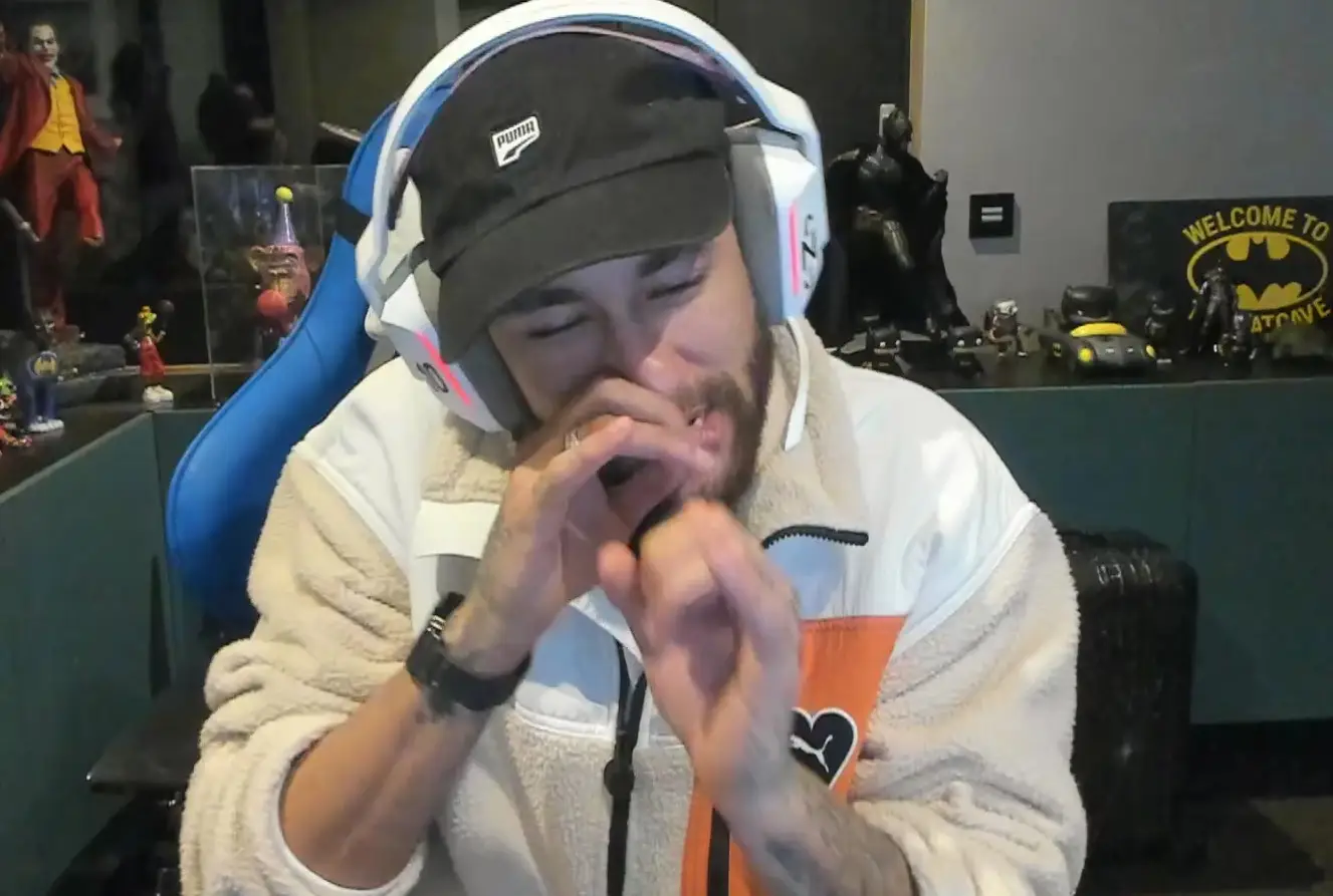 Oh no, hang on, he's just done the 'bad Titanic recorder' thing, he finds it funny.