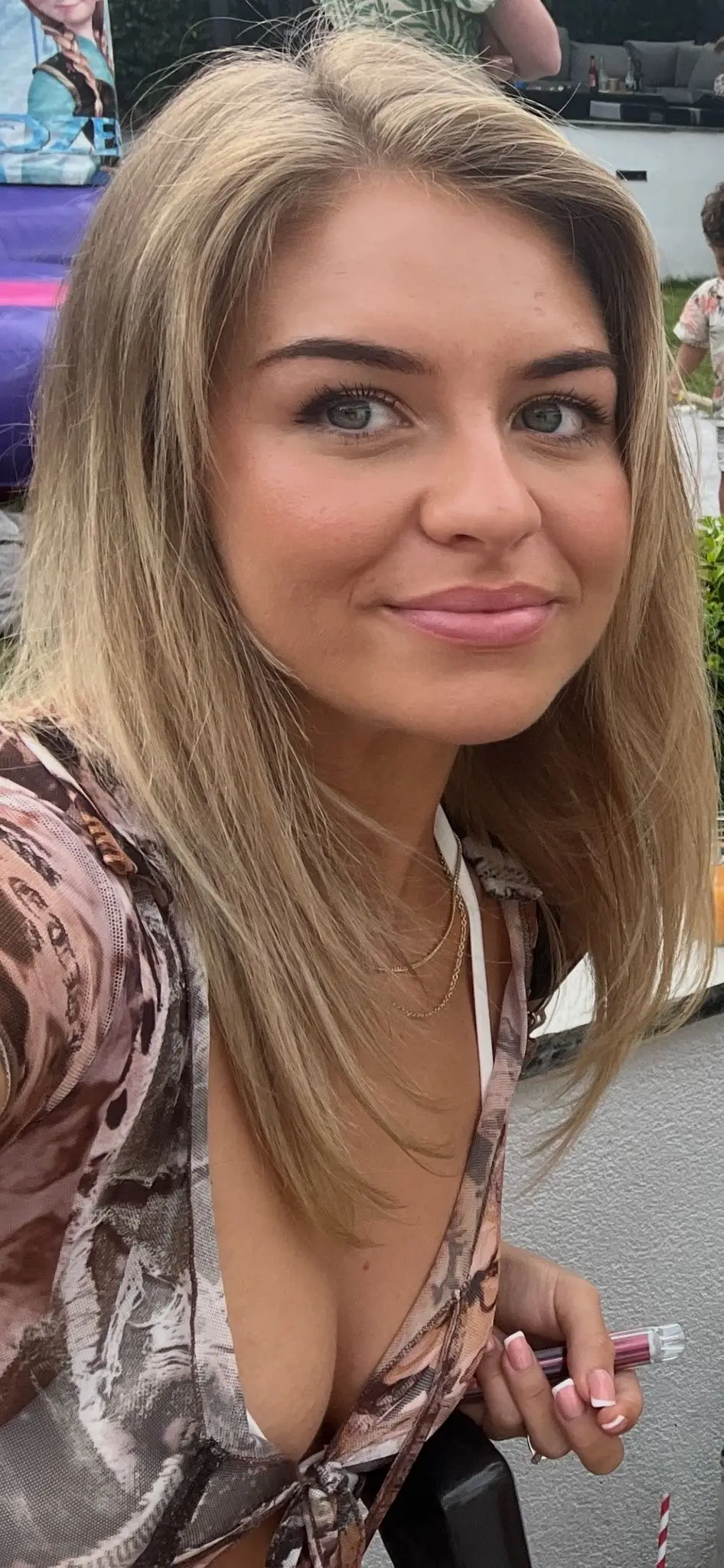 The mum, 28, kicked her habit more than seven weeks ago and hopes to inspire others to do the same (Supplied)