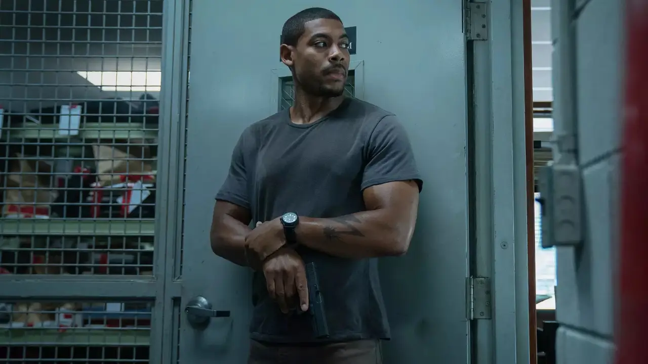 Aaron Pierre stars in the film (Netflix)