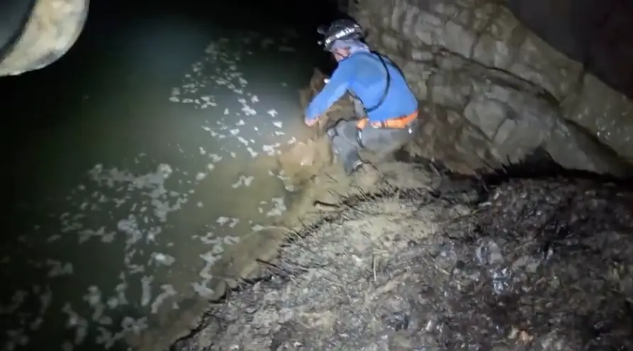 Just befriending a lobster in a cave. (YouTube/ActionAdventureTwins)