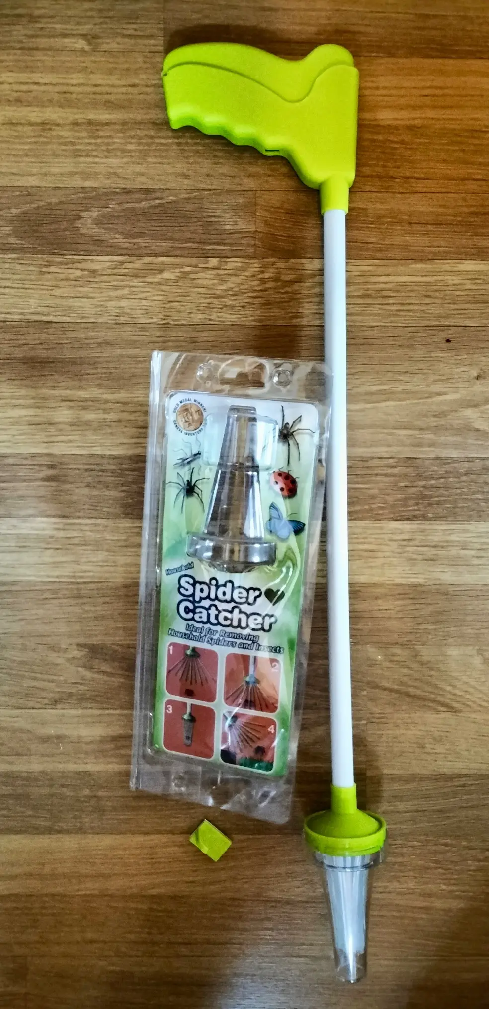 The spider catcher boasts thousands of rave reviews online (Amazon)