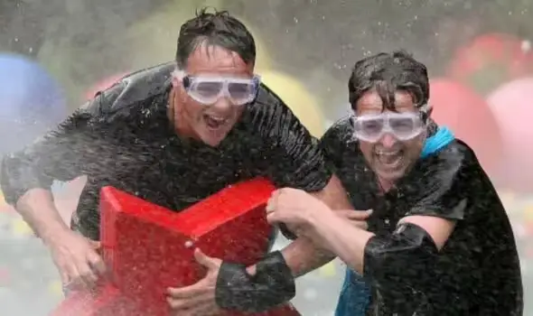 Dec managed to injure himself while taking on the Cyclone for charity (ITV)