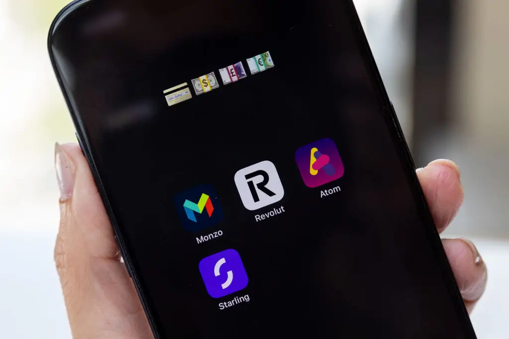 Finance apps are trying to win your custom with perks and benefits, make sure it's worth it for you (Betty Laura Zapata/Bloomberg via Getty Images)