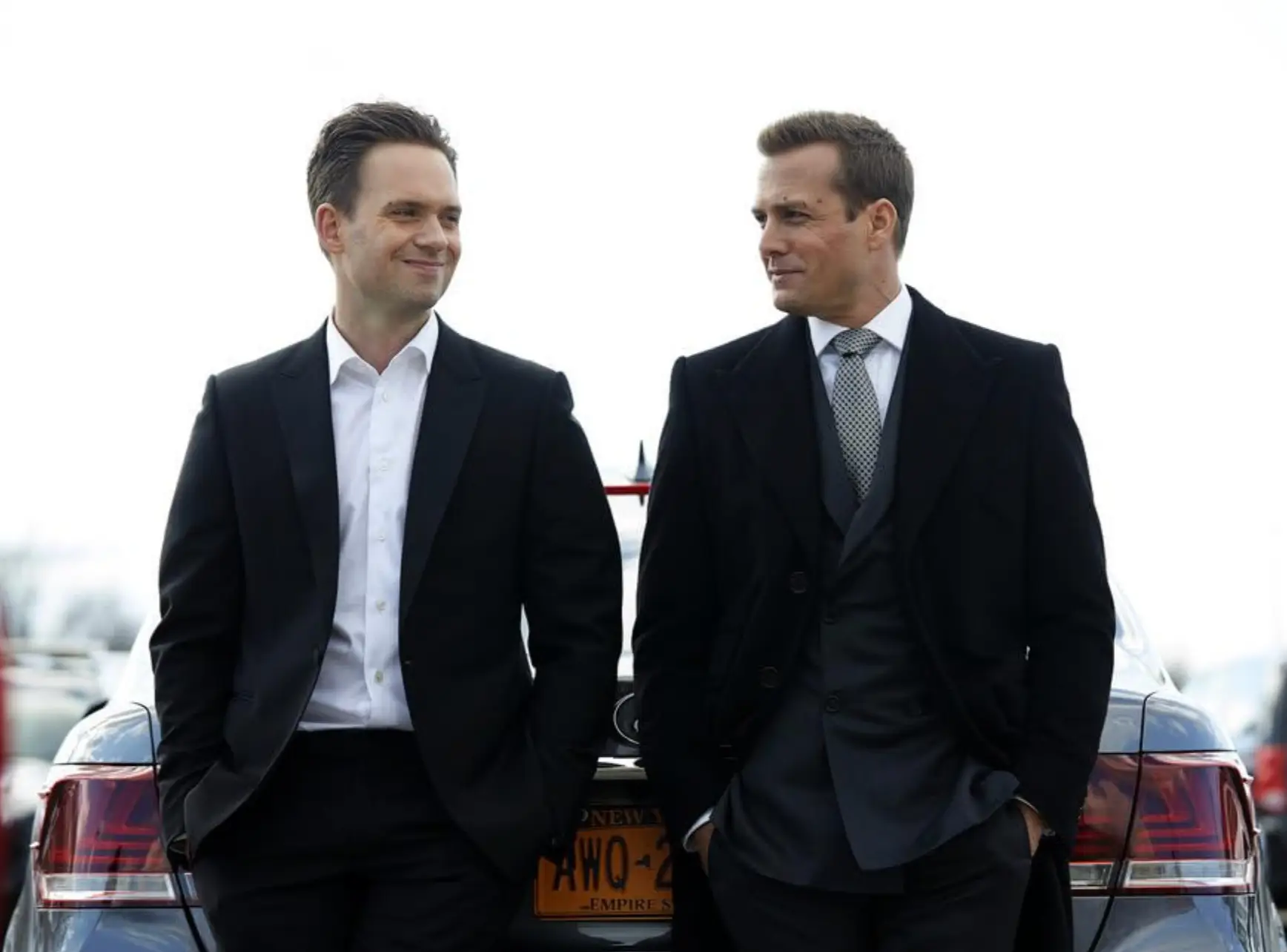 Not everyone wants to see Mike and Harvey back together. (USA Network)