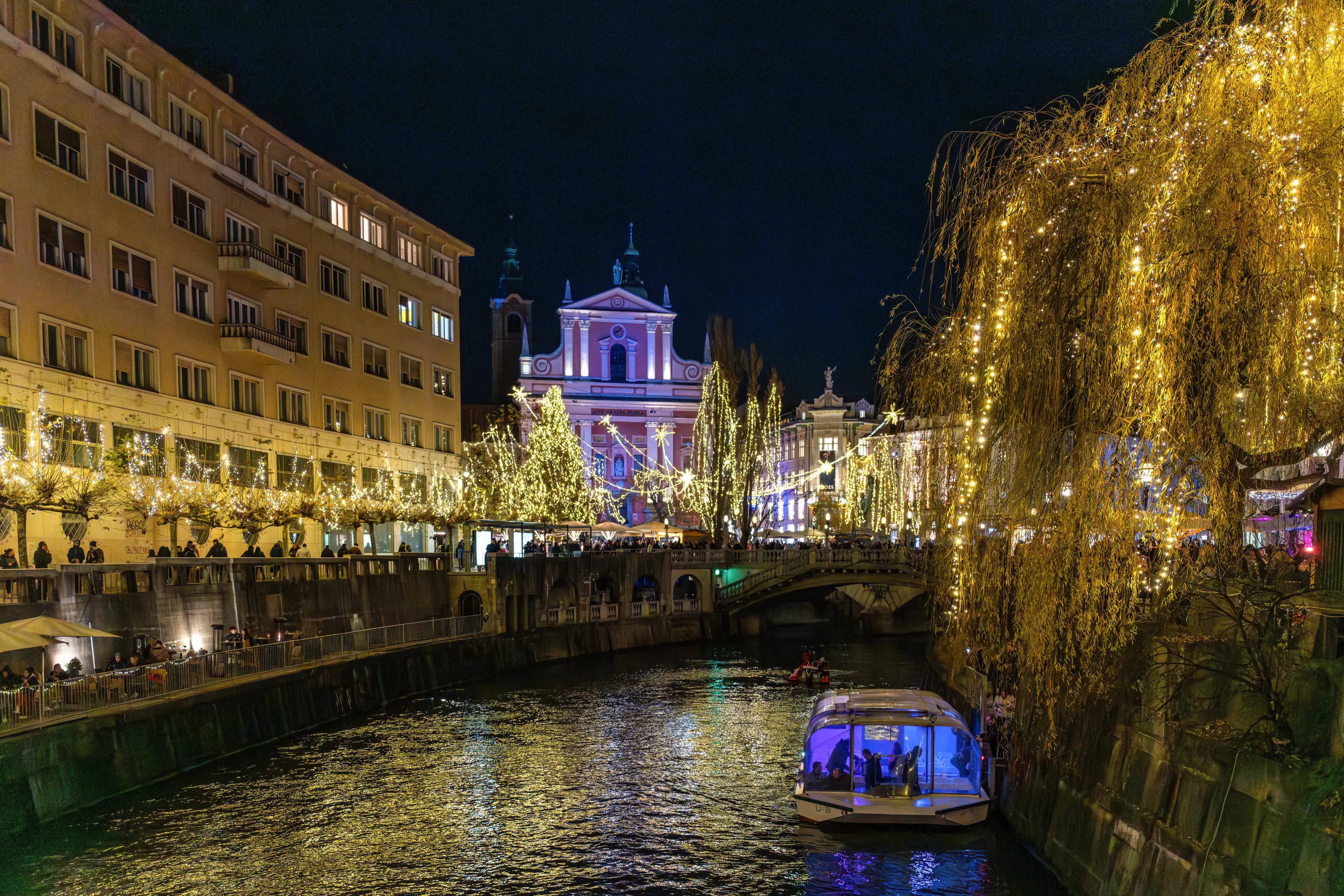 Chances of snow are low, but there's plenty of festive lights in Ljubljana (Andrej Tarfila/SOPA Images/LightRocket via Getty Images)