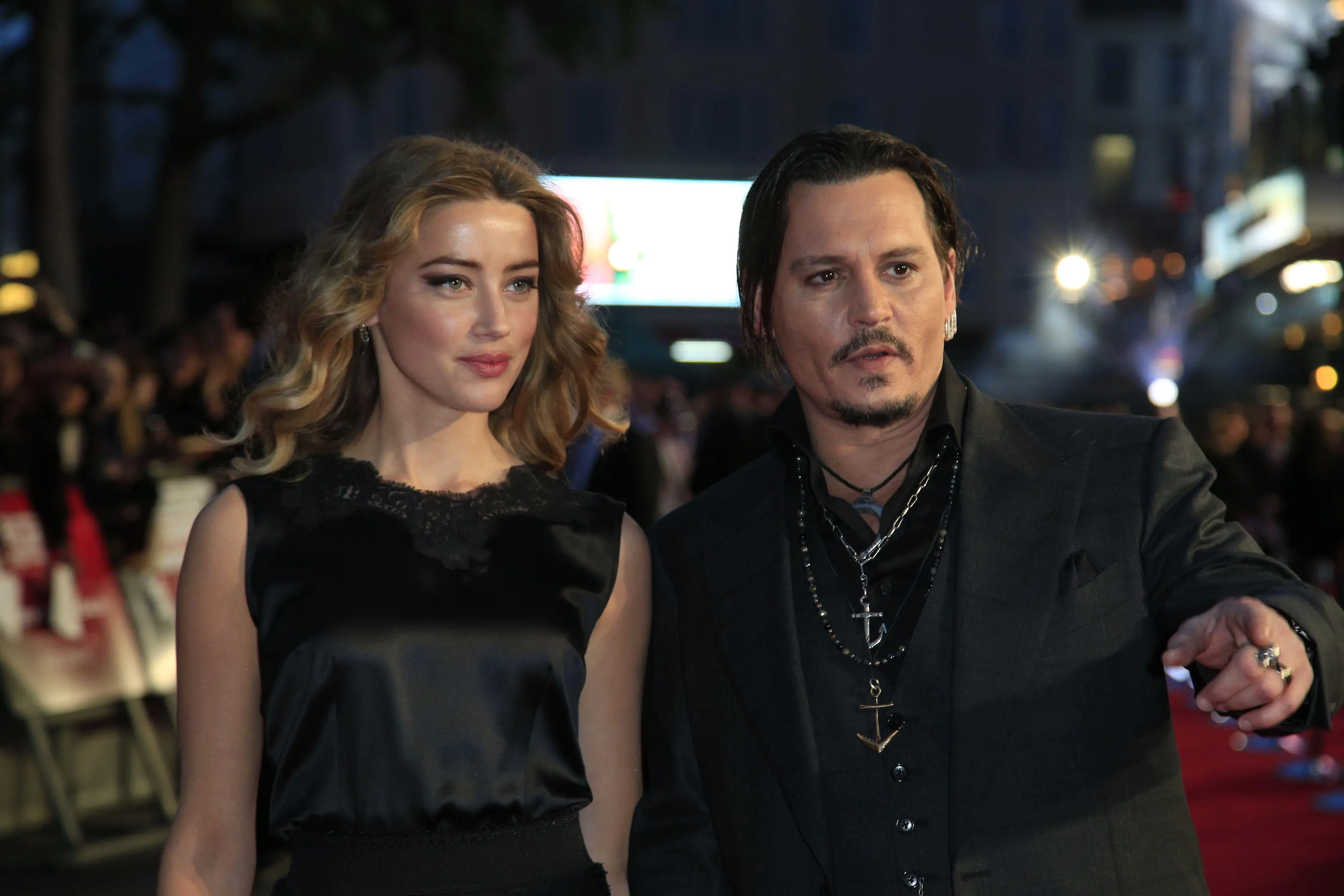 Amber Heard and Johnny Depp together in 2015.