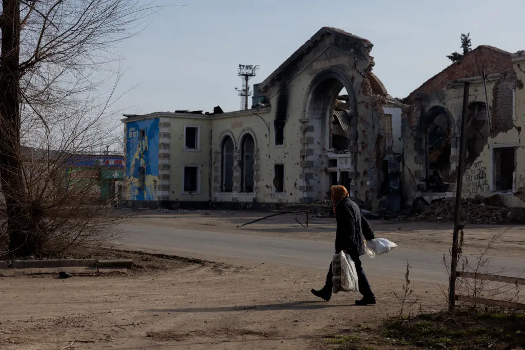 Russia continues to attack the Eastern regions of Ukraine (TETIANA DZHAFAROVA/AFP via Getty Images)
