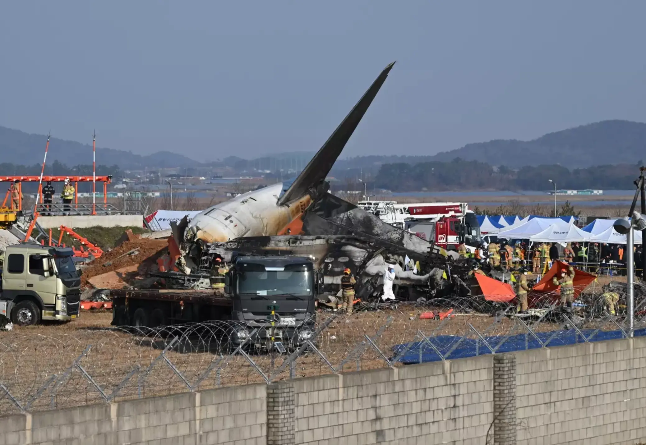 Investigators believe that the black box voice recordings could help them determine the cause of the crash (JUNG YEON-JE/AFP via Getty Images)