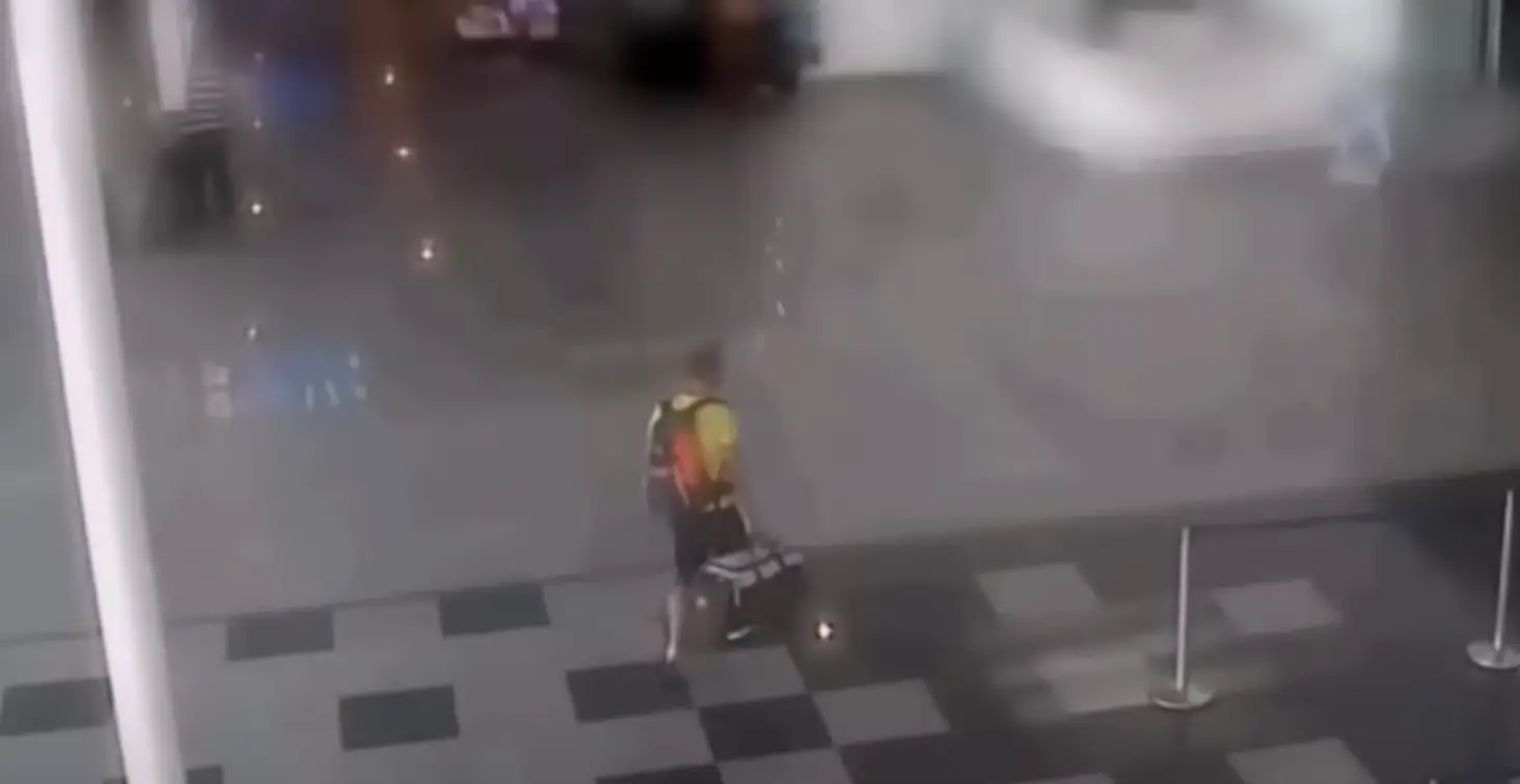 When he entered the airport he had all of his luggage with him (YouTube)