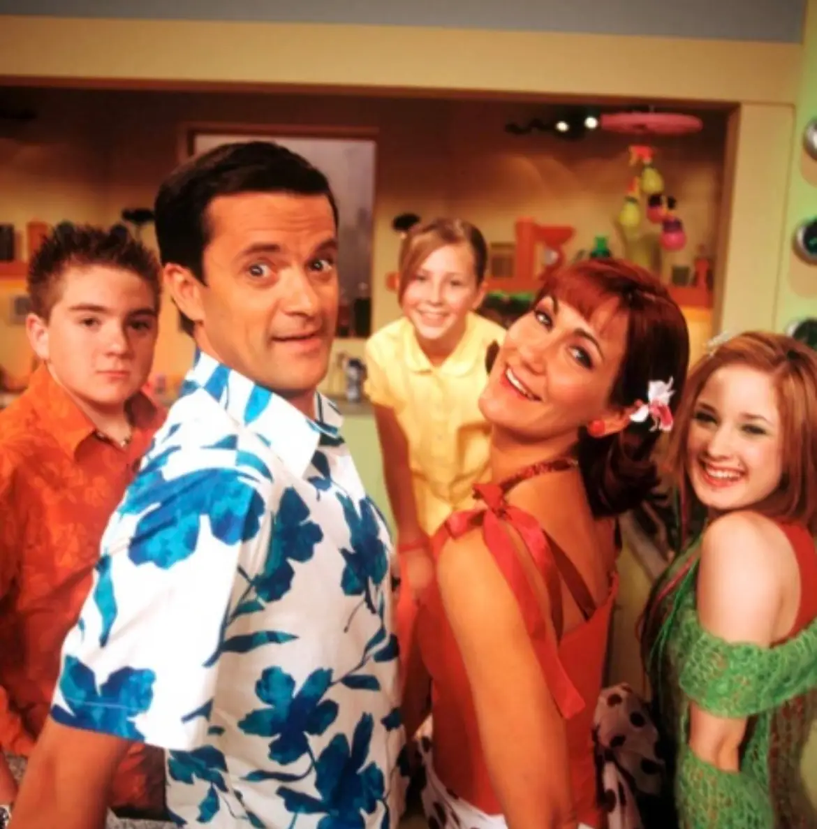 My Parents are Aliens aired on CBBC from 1999 to 2006.