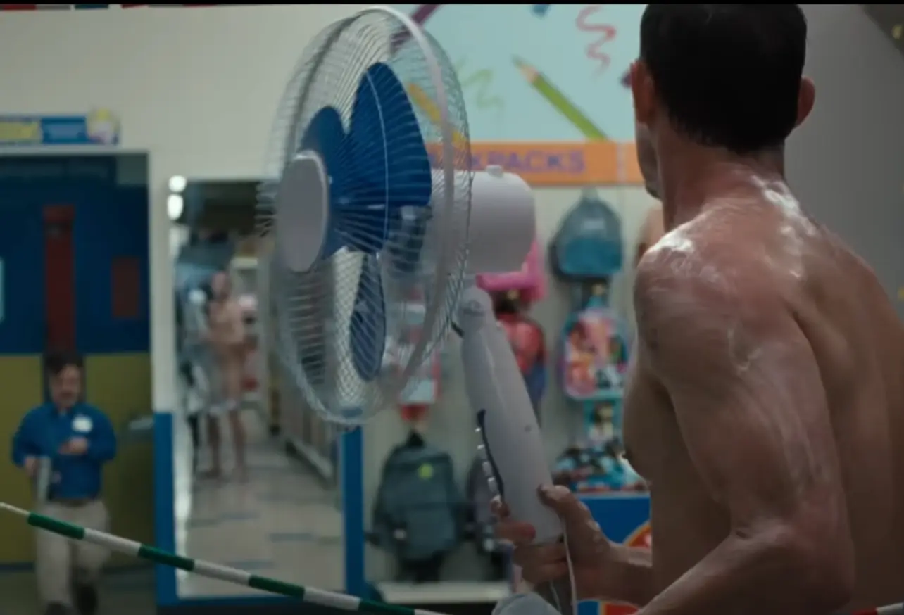 Tatum and Dinklage in the scene in question (Paramount Pictures)