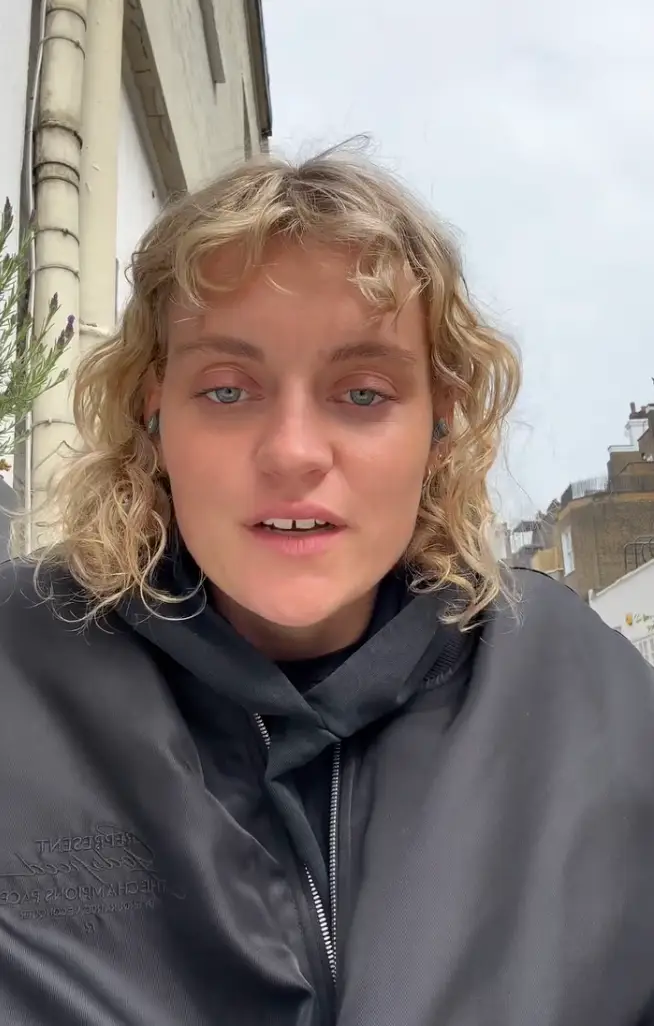 Siwa's former partner was blindsided by her decision to end the relationship (Instagram/kathebbs)