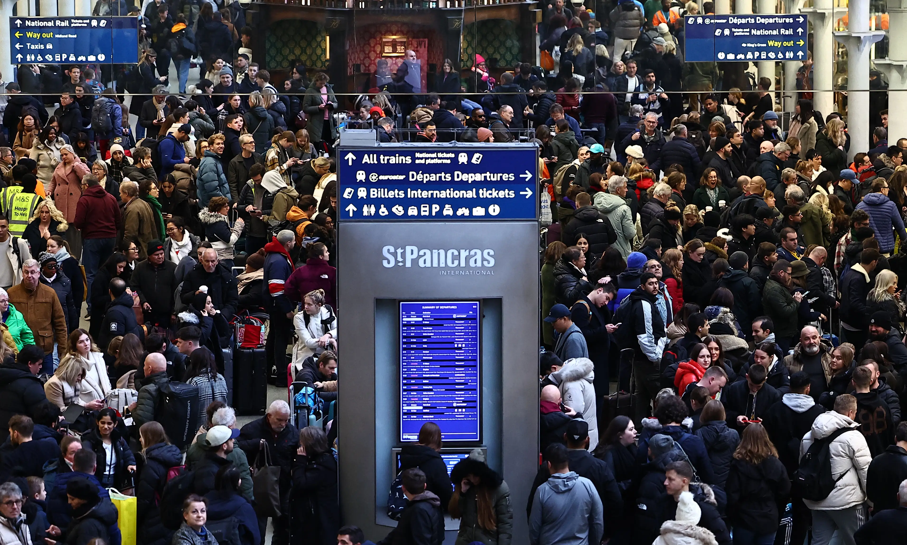 A busy St Pancras (HENRY NICHOLLS/AFP via Getty Images)