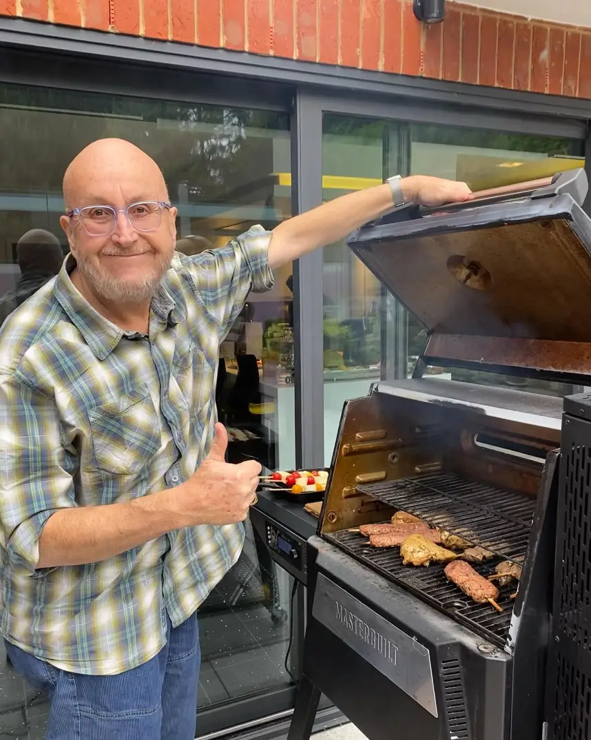 Dave Myers have kept fans up-to-date about his cancer treatment.