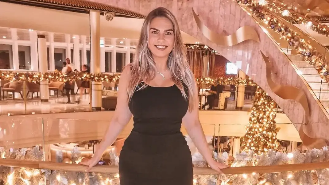 Instagram / cruisingascrew