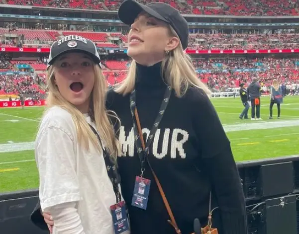 Katherine Ryan and her daughter Violet.