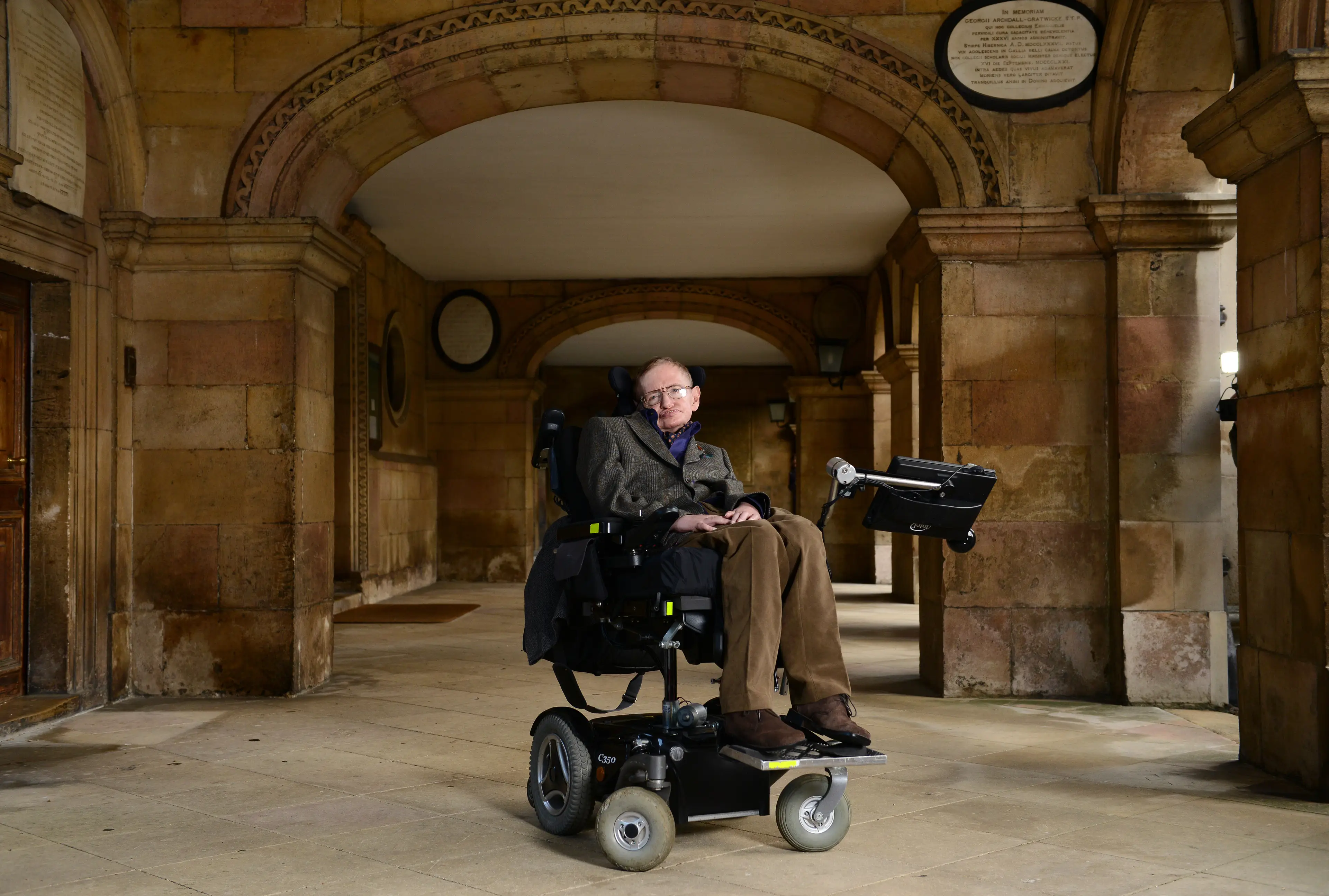 Hawking would've turned 83 today. (Karwai Tang/Getty Images)