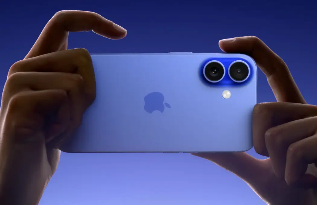 There's even a fancy new button (Apple)