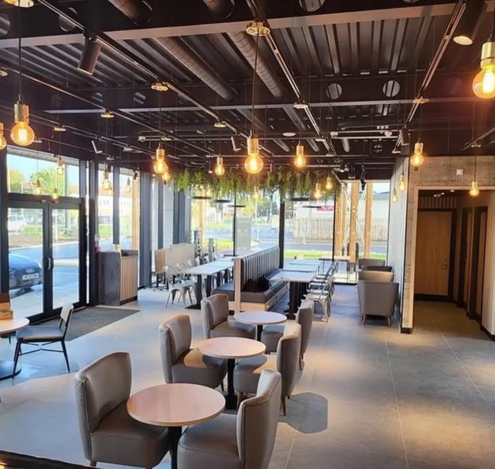 Diners can enjoy food all day long.