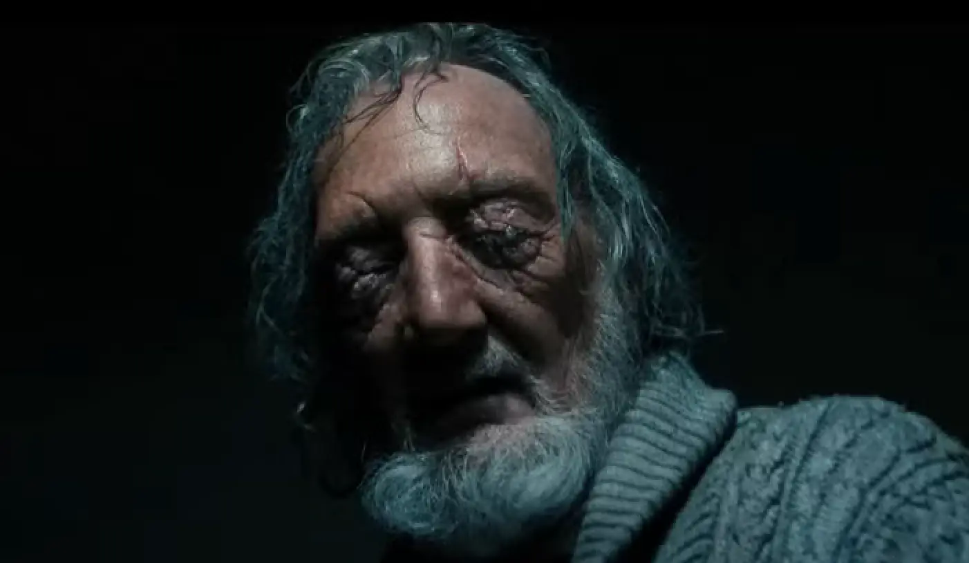 Remember this creepy bloke from season four? He was played by a horror icon (Netflix)