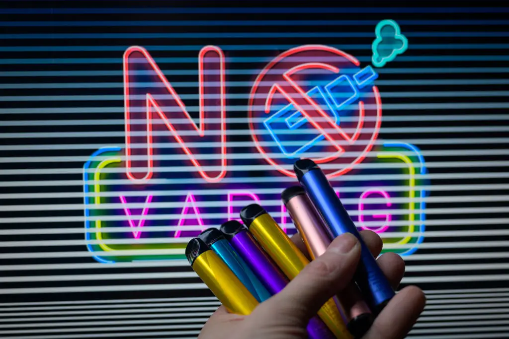 Experts recommend that if you're quitting vaping you don't do it cold turkey (Jonathan Raa/NurPhoto via Getty Images)