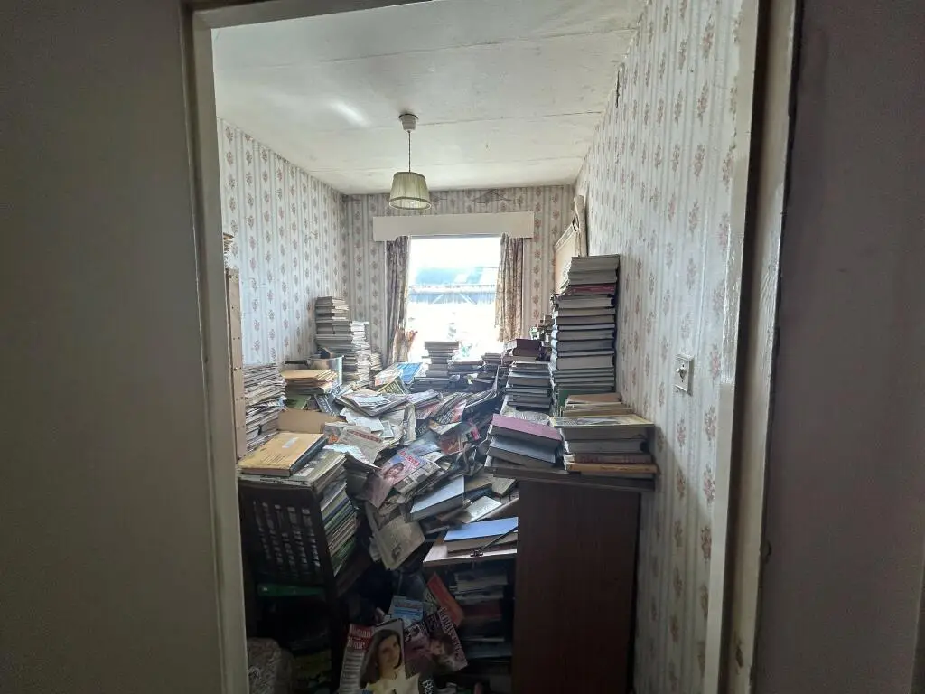 So. Many. Books (Jam Press/Allsop)